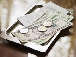 Memberikan Uang Tip di Eropa