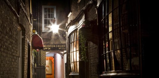 Tur Jalan Kaki, Cara Seru Keliling London!