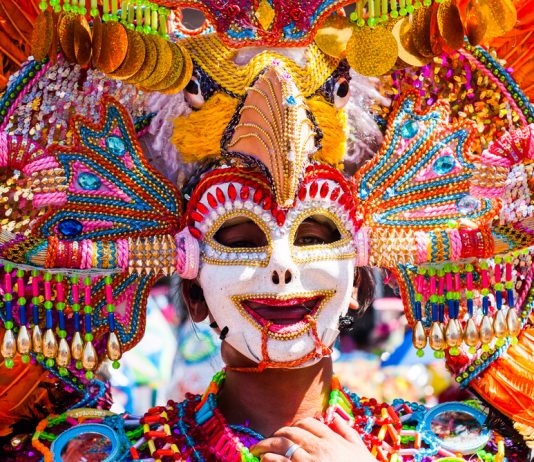 Festival Pura-pura Bahagia