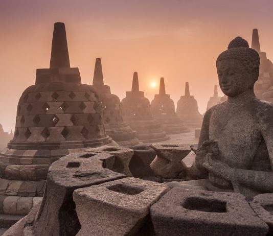 Tip Memotret Situs Bersejarah