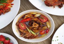 Aneka Sop Buntut ala Grand Whiz Poins Square