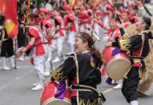Meriahnya Festival Eisa di Okinawa