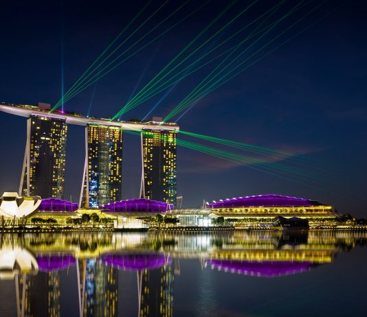 Tur Crazy Rich Asians