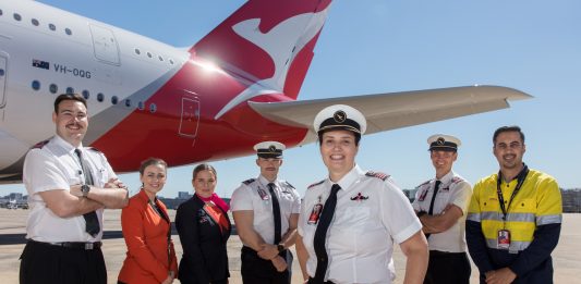 Qantas Dukung Kesadaran Kanker Payudara dan Prostat