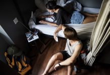6 Tipe Pejalan yang Bakal Ditemui di Hostel