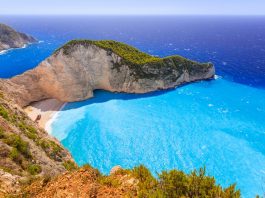 Pantai Ikonis di “Descendants of the Sun” Jadi Pantai Terbaik Dunia 2018