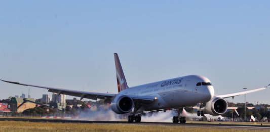 Qantas Sukses Uji Coba Penerbangan Nonstop Terpanjang di Dunia