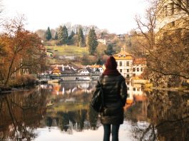 Takut Kesepian Jadi Alasan Pelancong Enggan Bepergian Sendirian