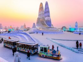 4 Atraksi Ini Cuma Ada Selama Musim Dingin