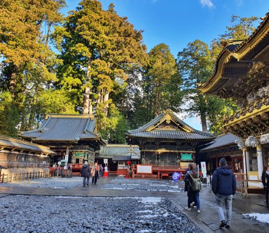 Bertemu Tiga Kera Bijak di Toshogu Shrine