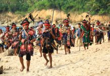 Mencari Jelmaan Putri Mandalika di Festival Bau Nyale 2020