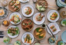 Lazy Grazing Sunday Brunch Berlatar Pesisir Canggu