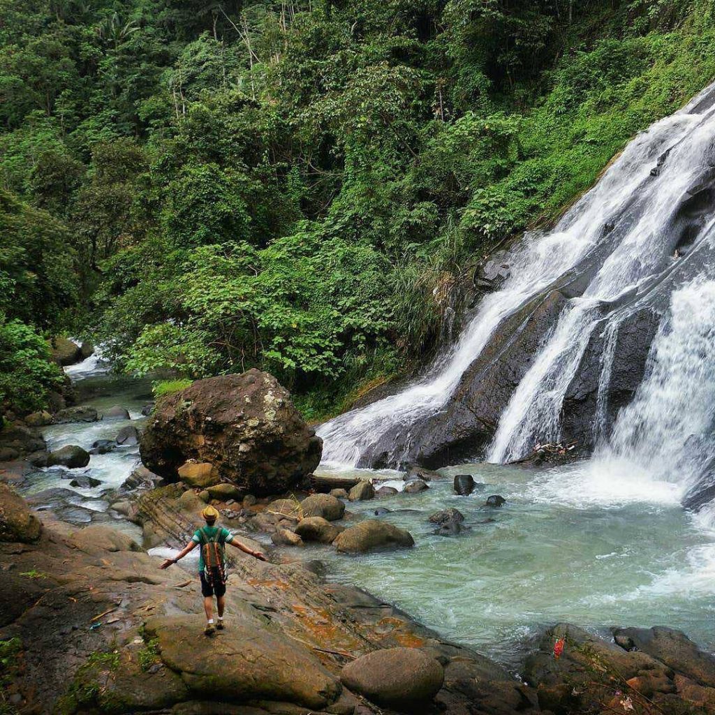 Curug Glawe, Destinasi Wisata Tersembunyi di Kendal - Where Your