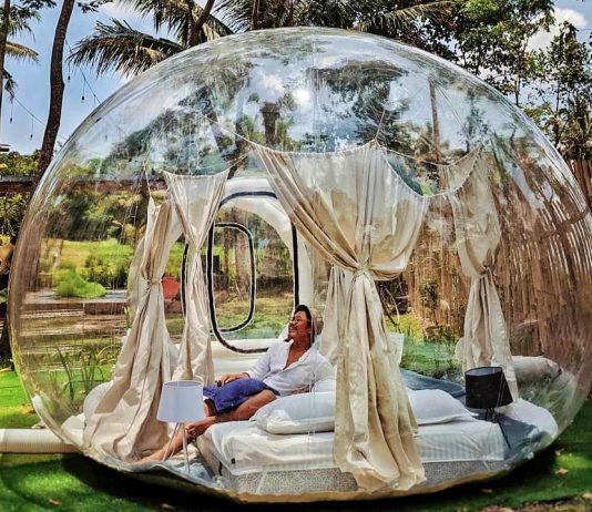 Sensasi Bermalam dalam Gelembung Transparan di Nira Camper Village