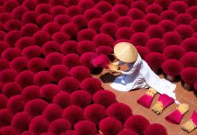 Mencium Aroma Dupa di Tiga Desa Dekat Hanoi