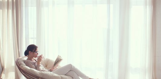 Ciptakan Atmosfer Perjalanan yang Seru, Walau Hanya Dinikmati dari Sofa di Rumah