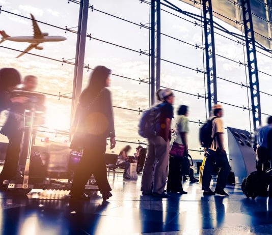 Indonesia Batasi Kedatangan Turis Asing Mulai 20 Maret