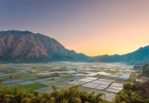 Indahnya Panorama dari Bukit Pergasingan, Bikin Berdecak Kagum!