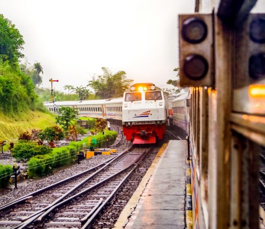 Tekan Mobilitas Masyarakat, Sejumlah Perjalanan Kereta Jarak Jauh Dihentikan