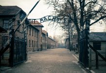 Sarat Cerita Kelam dan Terkesan Suram, Atraksi Wisata Ini Tetap Ramai Dikunjungi Wisatawan