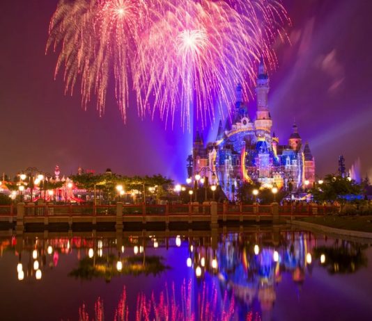 Shanghai Disneyland Akan Beroperasi Minggu Depan