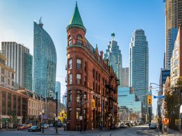 Emirates Kembali Mengudara, Layani 9 Rute Penerbangan