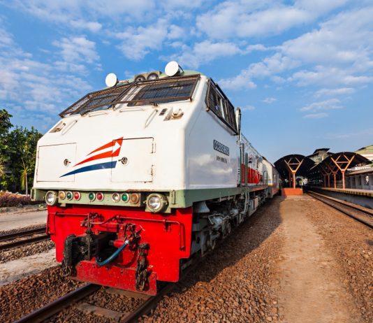 KAI Operasikan KA Luar Biasa Mulai Hari Ini