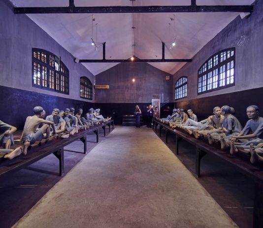 Bangkitkan Pariwisata Lokal, Hanoi Luncurkan Tur Menyusuri Penjara di Malam Hari