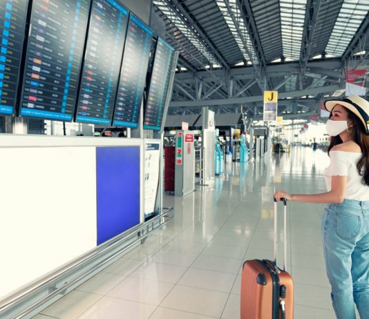 Terpaksa Bepergian Saat Pandemi Covid-19? Ikuti Panduan Ini Agar Tetap Aman