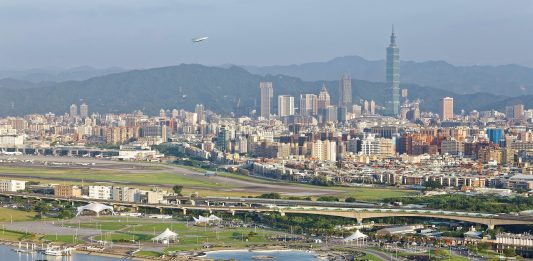 Rindu Naik Pesawat? Taiwan Gelar Tur Penerbangan Palsu