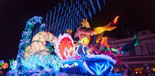 Belum Genap Sebulan Beroperasi, Hong Kong Disneyland Kembali Ditutup