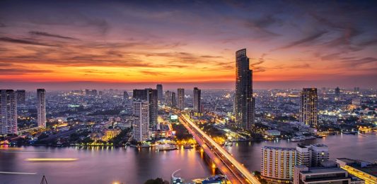 Covid-19 Mereda, Thailand Izinkan Sebagian Turis Asing Berkunjung