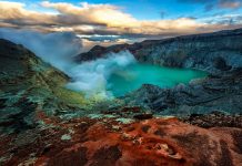 Kawah Ijen Kembali Beroperasi, Pengunjung Wajib Taati Protokol Kesehatan