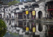 Kembali ke Masa Lalu dengan Mengunjungi Kota Air Kuno Dekat Shanghai (Bagian 1)