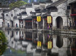 Kembali ke Masa Lalu dengan Mengunjungi Kota Air Kuno Dekat Shanghai (Bagian 1)