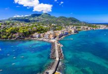 Lupakan Capri yang Ramai, Italia Punya Ischia yang Tak Kalah Memesona