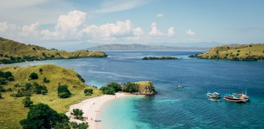 Taman Nasional Komodo Batasi Pengunjung 50.000 Orang Per Tahun