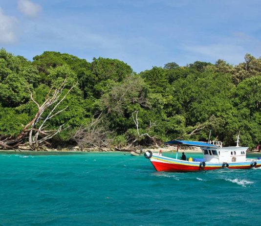 TN Ujung Kulon Beroperasi Kembali, Simak Aturan Masuk Terbarunya