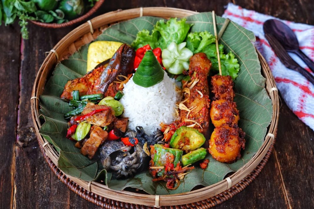 Selain Empal Gentong, Ini Makanan Khas Cirebon Lainnya