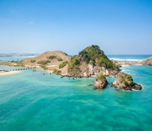 7 Pantai Terbaik di Lombok, Sudah Pernah ke Sini?