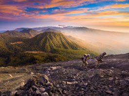 Kembali Dibuka 1 Oktober, Ini Aturan Terbaru Mendaki Gunung Semeru