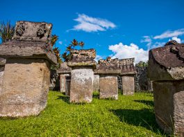 Mengintip Kubur Batu Purbakala di Desa Sawangan, Minahasa Utara