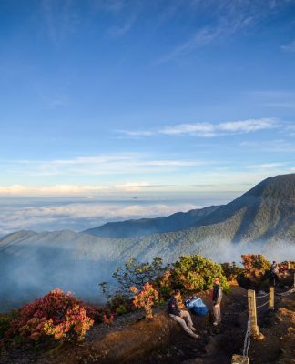 Ingin Mendaki Gunung Gede Pangrango? Simak Dulu Aturan Terbarunya