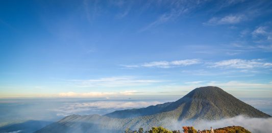 Ingin Mendaki Gunung Gede Pangrango? Simak Dulu Aturan Terbarunya