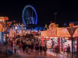 Unik, Taman Hiburan Ini Sewakan Kabin di Kincir Ria untuk Bekerja