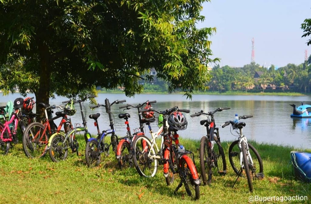 Serunya Gowes Menerobos Hutan Pinus Di Buperta, Cibubur - Where Your ...