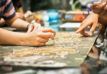 Di Roku Board Game Cafe, Kamu Bisa Nongkrong Seru sambil Main Board Game