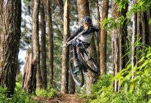 Trek Sepeda Downhill di Cirorek Bike Park, Cocok untuk Pemula
