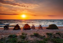 3 Pantai di Banyuwangi Ini Cocok untuk Lokasi Berkemah