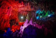 Menyusuri 5 Gua Terindah di Jawa, Panoramanya Unik dan Eksotis!